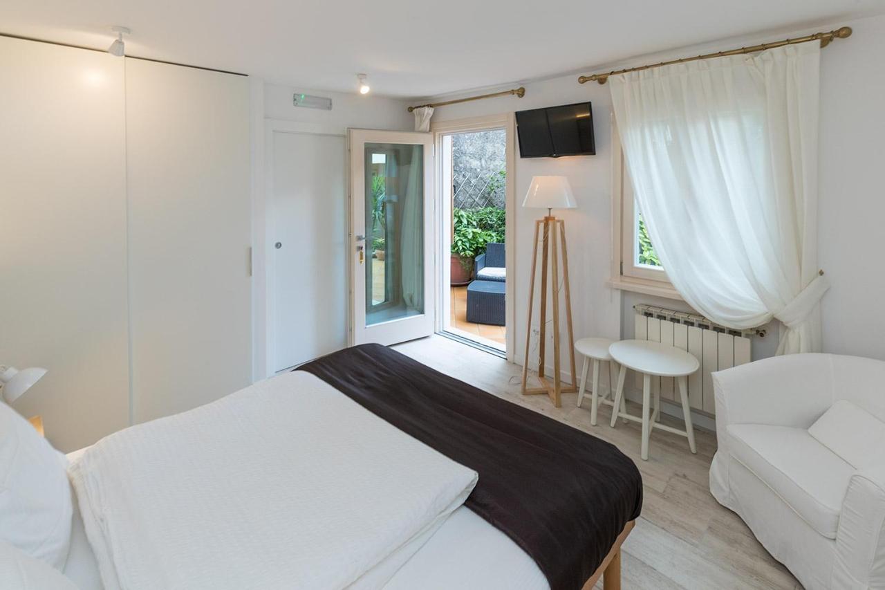 Doppelzimmer mit Gartenblick